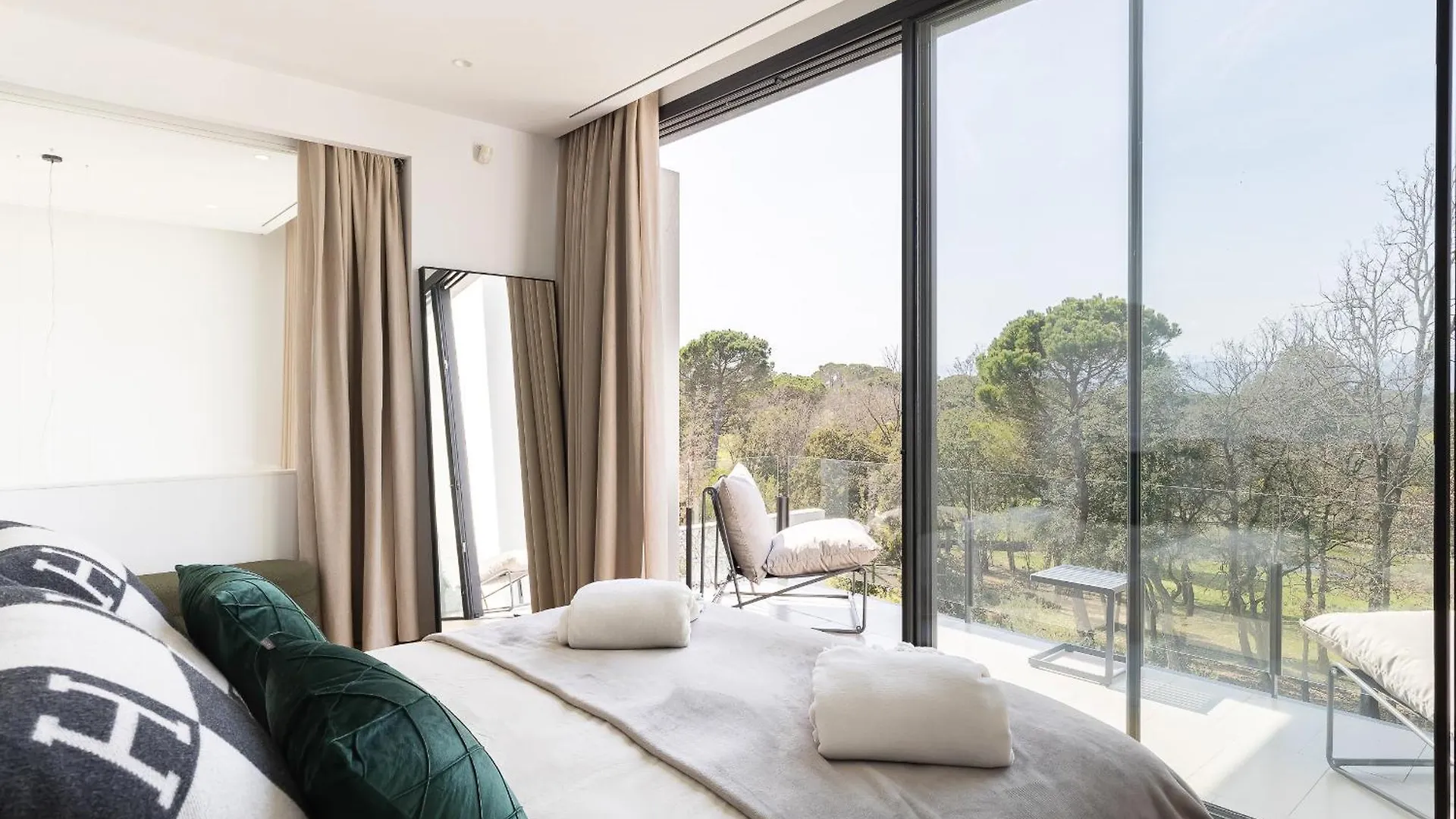 Holiday Rentals At Camiral Golf & Wellness Caldes de Malavella 0*,  Espagne