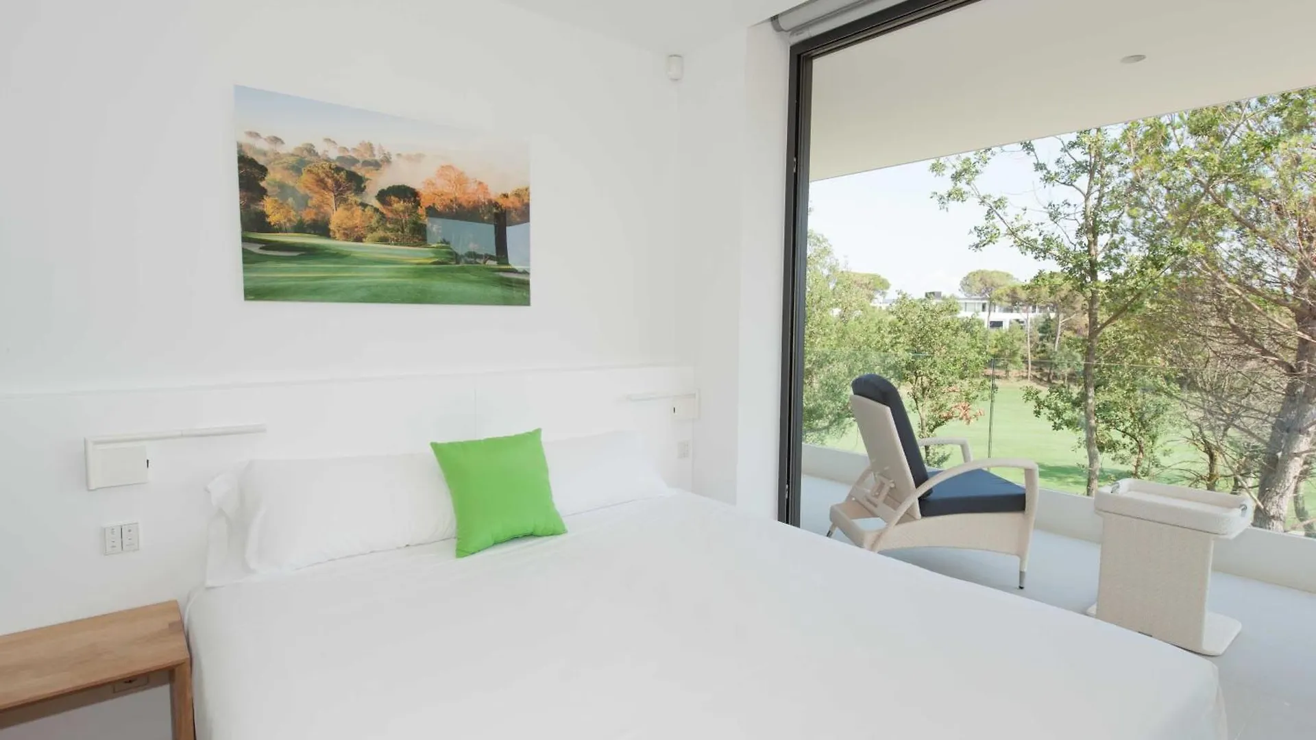Holiday Rentals At Camiral Golf & Wellness Caldes de Malavella Resort